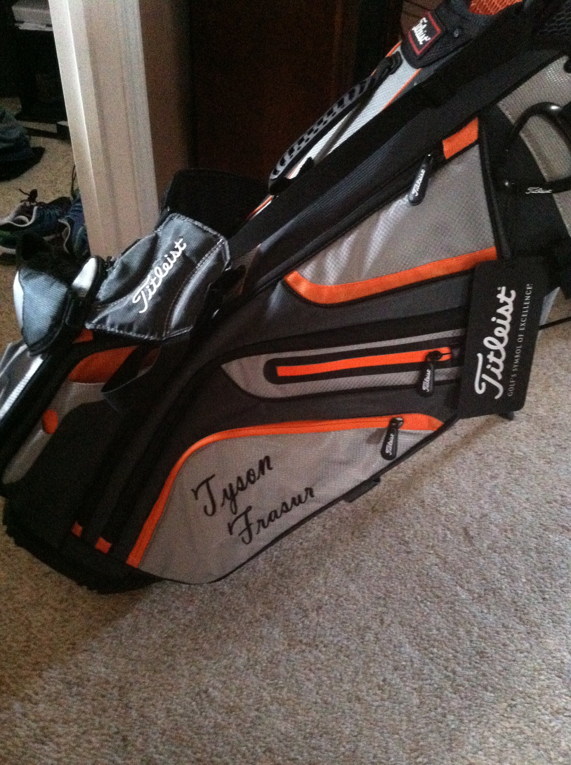 Custom Embroidery on 14way Stand bag Golf Gear Team Titleist