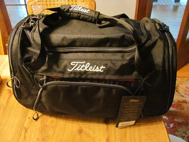 titleist rolling duffel bag