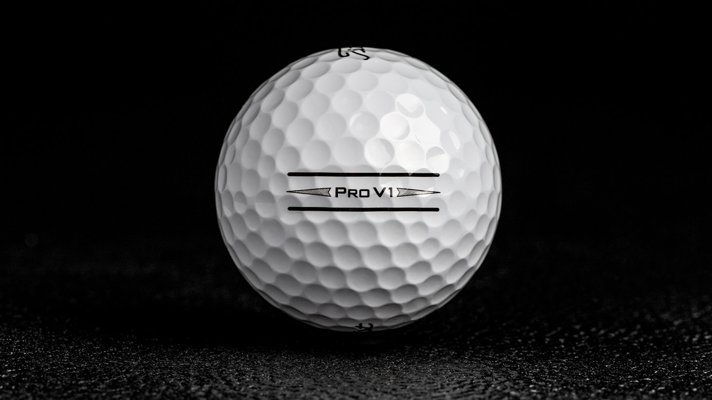 2019 Pro V1 Enhanced Alignment