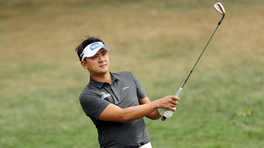 Sang-Hyun Park play a pitch shot with his Vokey SM7 lob wedge during action at the 2019 Fujisankei Classic
