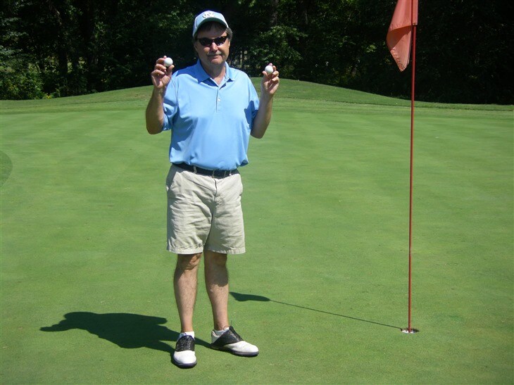 Hole in one on two consecutive Par 3s