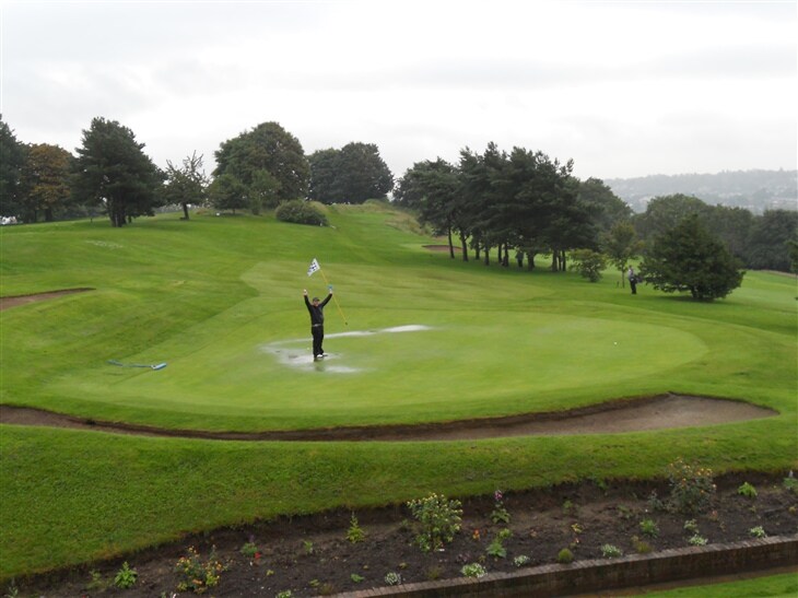 Am Am Hole in One