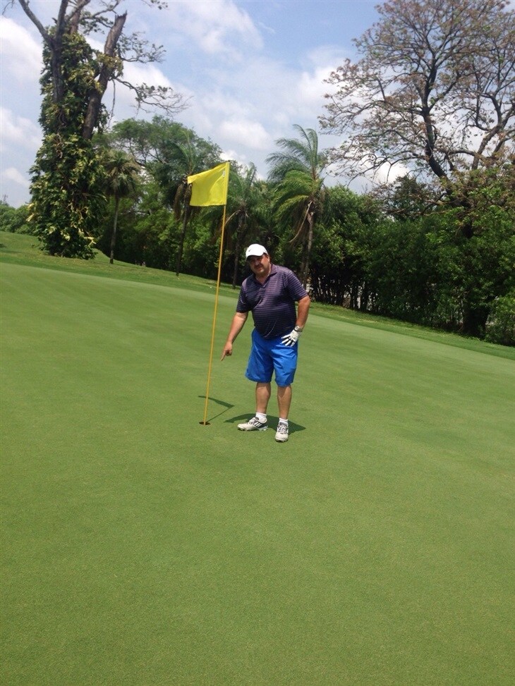 First Hole in One  Primer Hoyo en Uno