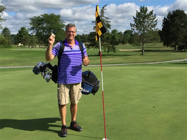 2 hole's in one in 7 weeks