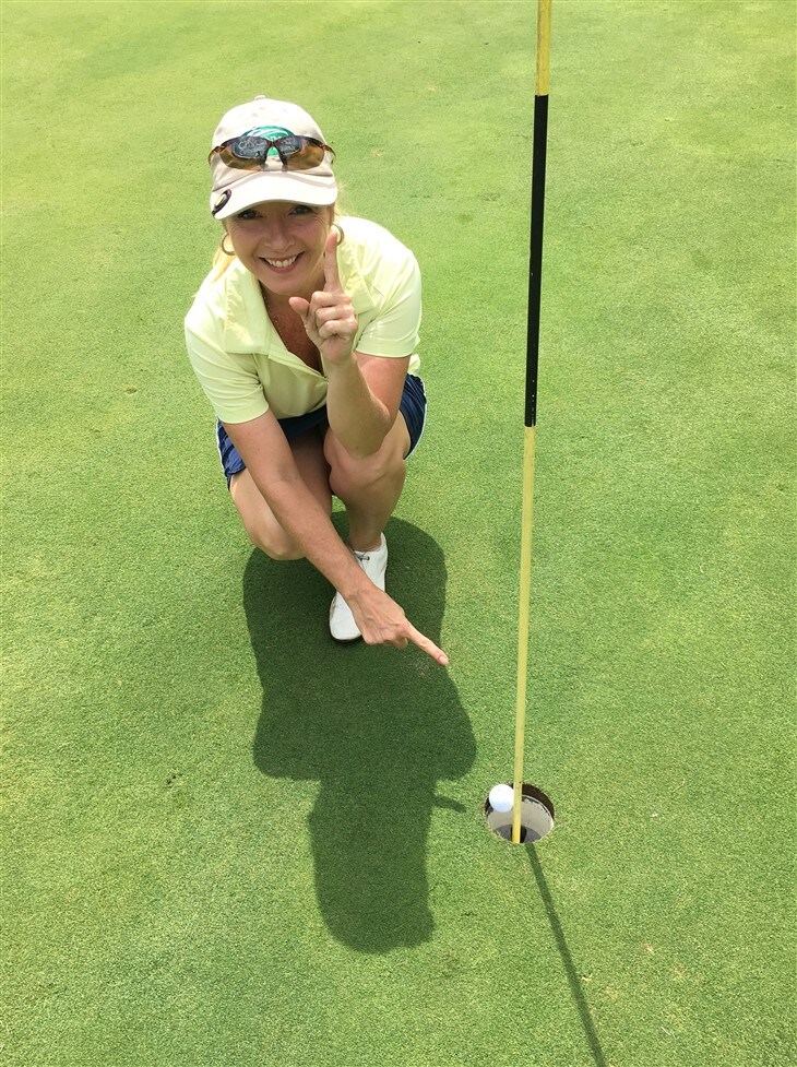 Lucky Lefty Lady&#39;s Hole in One