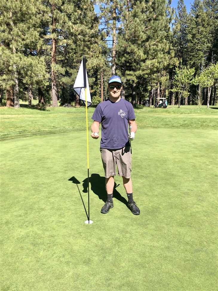 Pro V1s = Hole-in-ones