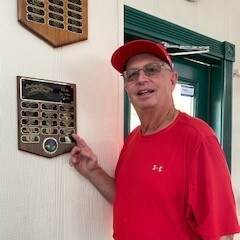 Tony&#39;s Hole-in-One&#39;s