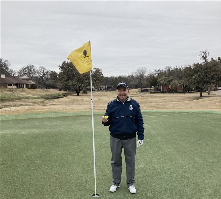 Gordon Yonz,  Hole-In-One